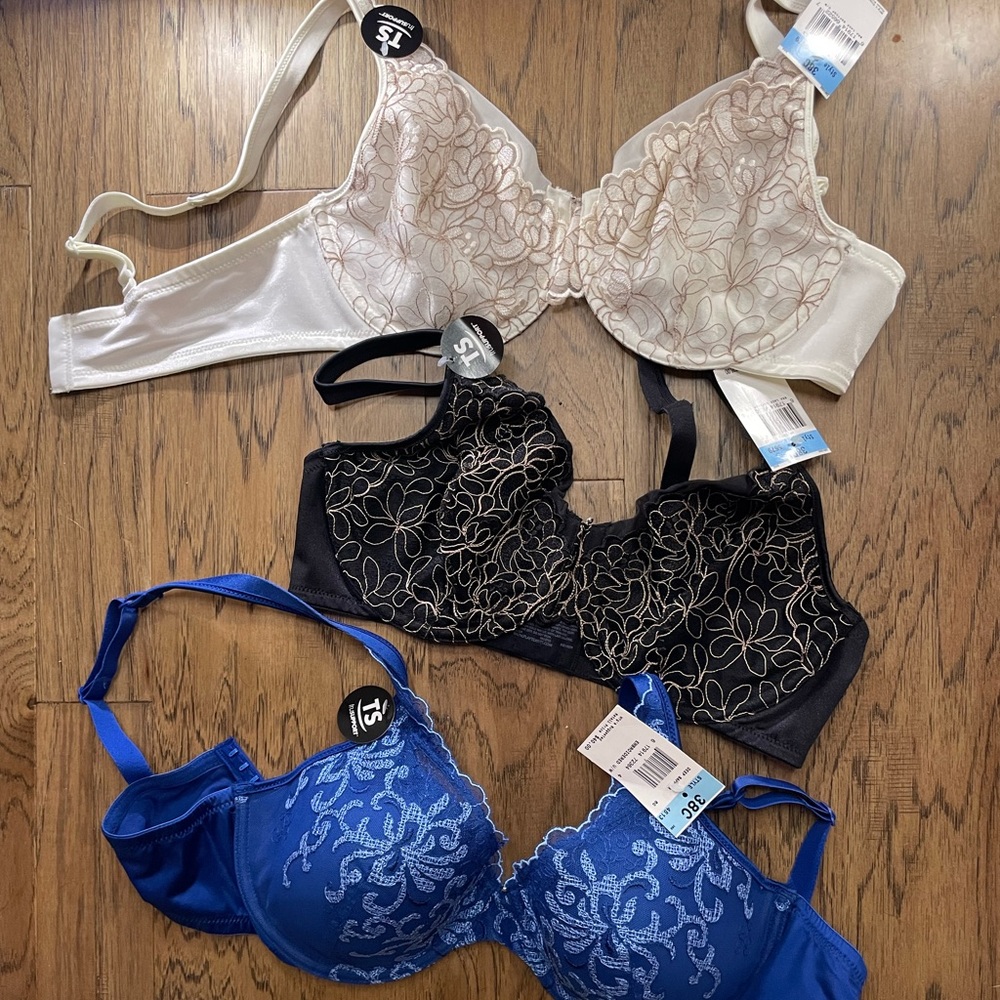 Playtex Lot of 3 Embroidered True Support Bras